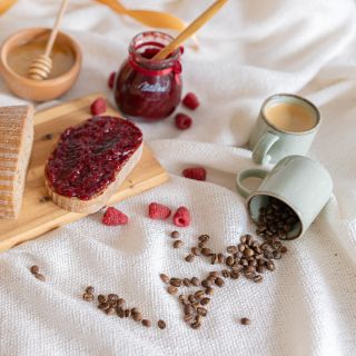 Někdy stačí opravdu málo, aby den začal lépe. 😊Ticho, hřejivý šálek v dlaních a chvíle bez spěchu. A právě pro tyhle...